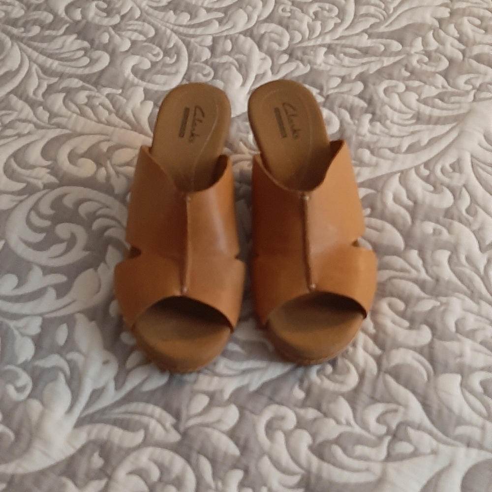 Cork wedge